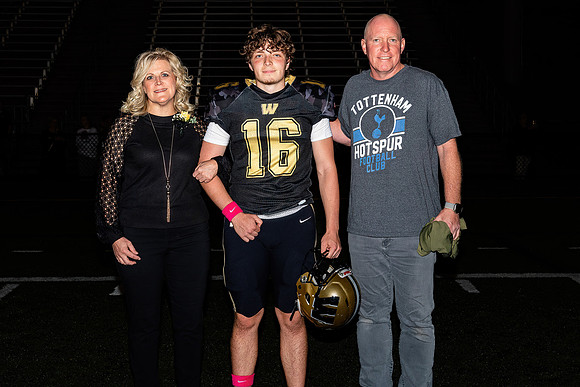 (20231027) WHS-FB-SeniorNight-2549