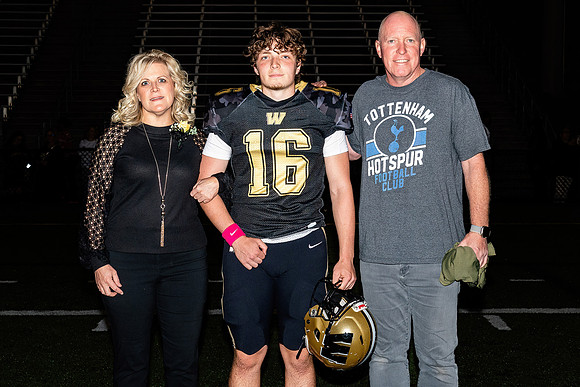 (20231027) WHS-FB-SeniorNight-2546