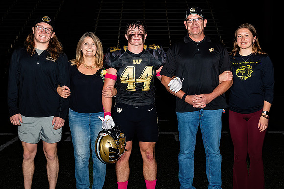 (20231027) WHS-FB-SeniorNight-2554