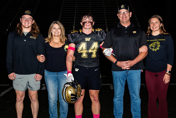 (20231027) WHS-FB-SeniorNight-2555