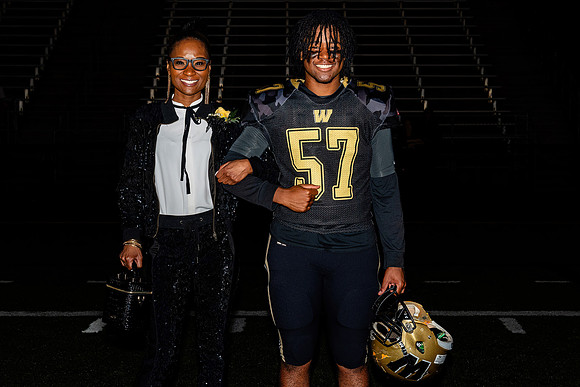 (20231027) WHS-FB-SeniorNight-2561
