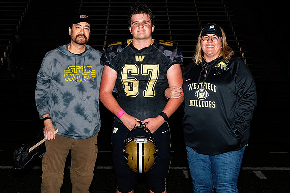 (20231027) WHS-FB-SeniorNight-2567