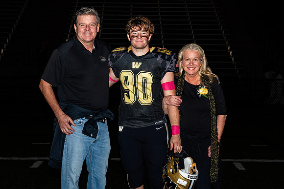 (20231027) WHS-FB-SeniorNight-2577